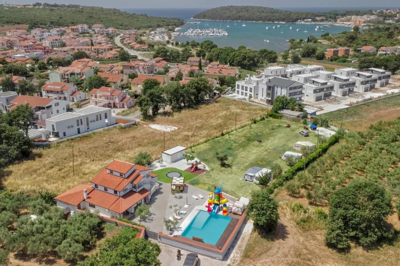 Parque de Campismo Camping Volme Banjole